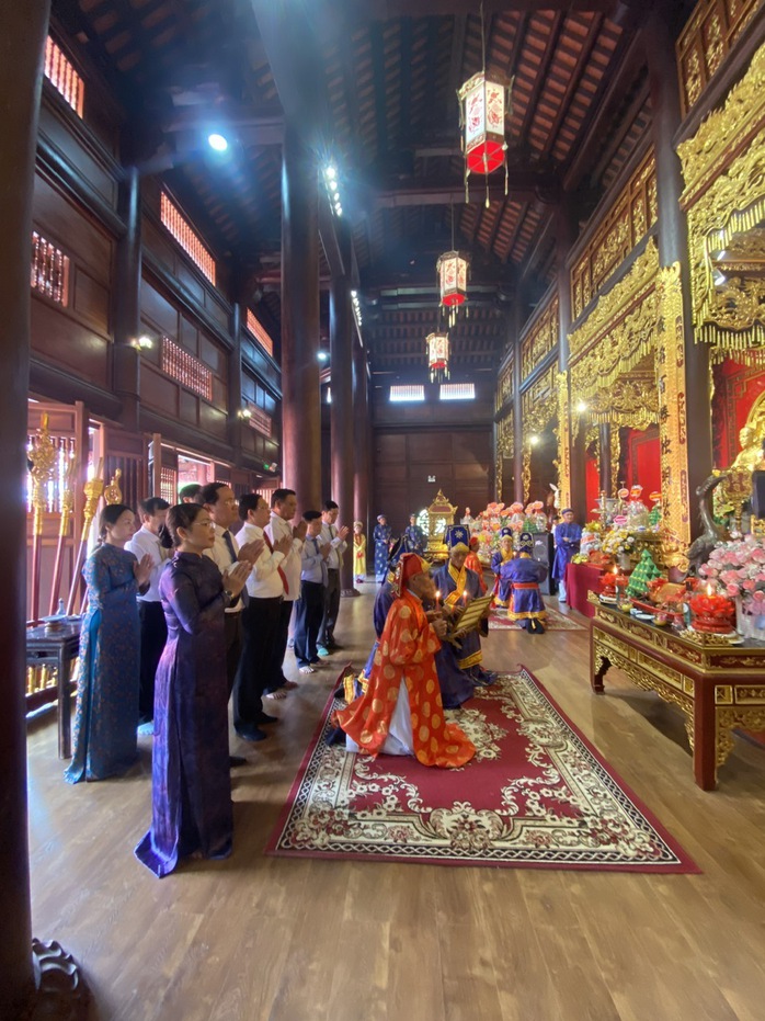 Bình Định tổ chức lễ giỗ lần thứ 231 Hoàng đế Quang Trung - Ảnh 1. Bình Định tổ chức lễ giỗ lần thứ 231 Hoàng đế Quang Trung - Ảnh 1.